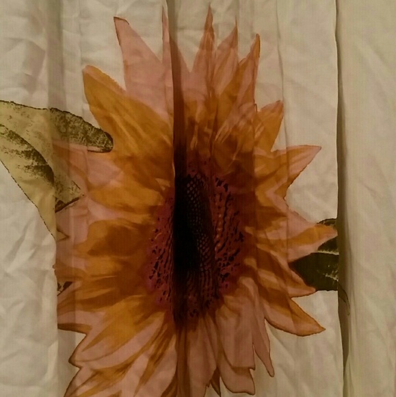 Floral Dress - Picture 2 of 2